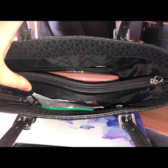 Michael Kors Purse - Picture 3 of 3